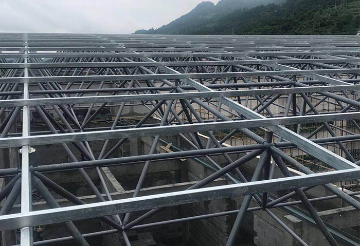 调兵山仁怀冠英学校艺体楼网架